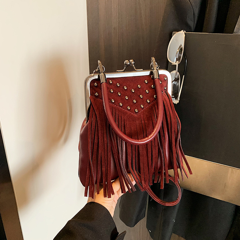 Vintage Fashion Collection - Frauen Mode Niet Handheld Tasche Herbst