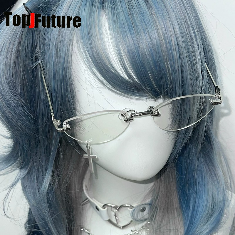 Vintage Fashion Subculture - Y2K Girl Alternative Subkultur Minimalistische Randlose