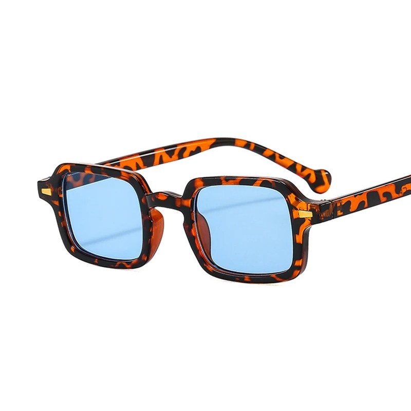 Luxuriöse Rechteckige Sonnenbr – Vintage Fashion Designer Bewertung und Preis